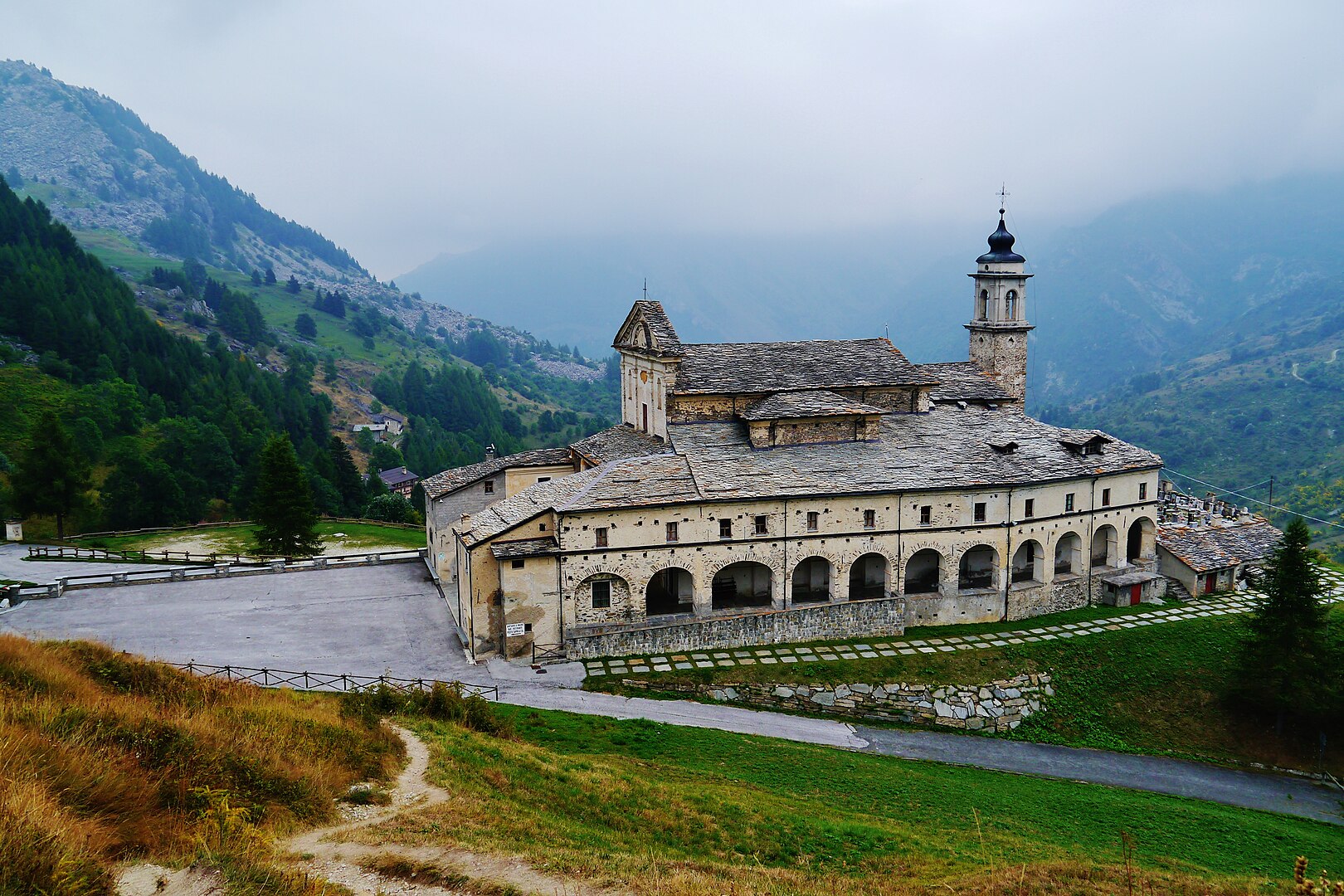 SANTUARIO DI CASTELMAGNO